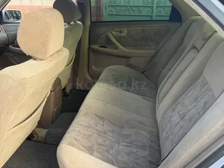 Toyota Camry 1998 года за 2 700 000 тг. в Тараз – фото 5