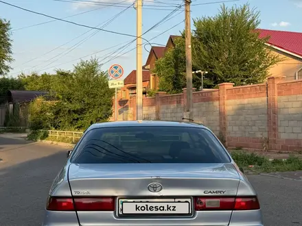 Toyota Camry 1998 года за 2 700 000 тг. в Тараз – фото 8