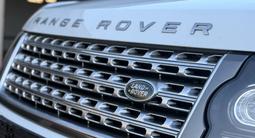 Land Rover Range Rover 2015 года за 27 000 000 тг. в Алматы – фото 4