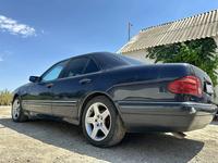 Mercedes-Benz E 280 1996 годаүшін2 300 000 тг. в Тараз