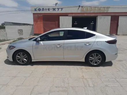 Hyundai Elantra 2018 года за 6 200 000 тг. в Жанаозен – фото 5