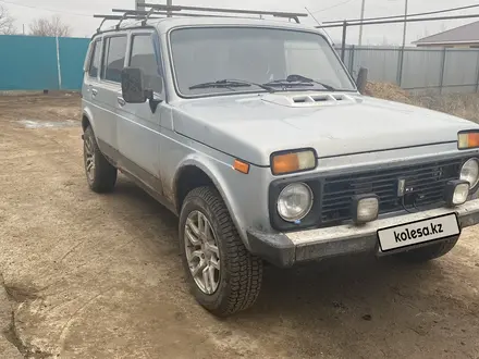 ВАЗ (Lada) Lada 2131 (5-ти дверный) 2004 года за 1 000 000 тг. в Уральск – фото 2