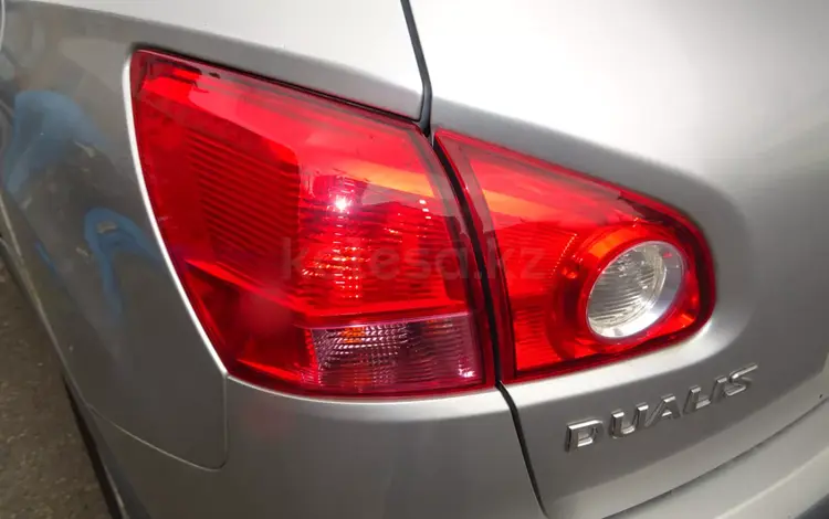 Фонарь задний Nissan Qashqai J10 за 35 000 тг. в Усть-Каменогорск