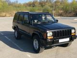 Jeep Cherokee 2000 года за 11 500 000 тг. в Алматы