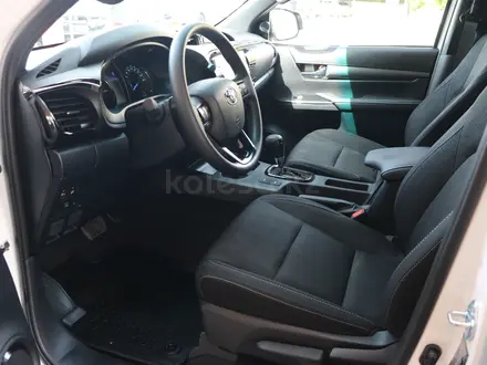 Toyota Hilux Adventure 2025 года за 31 750 000 тг. в Астана – фото 12
