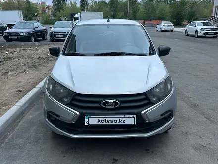 ВАЗ (Lada) Granta 2190 2019 года за 2 800 000 тг. в Семей