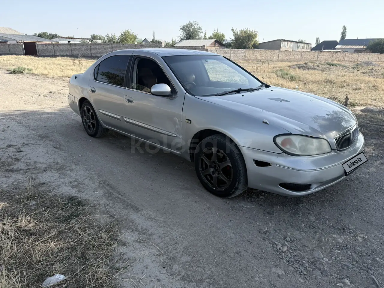 Nissan Cefiro, 2001