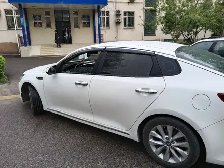 Kia K5 2016 года за 8 000 000 тг. в Тараз – фото 2