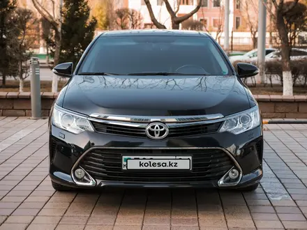 Toyota Camry 2015 года за 14 300 000 тг. в Астана – фото 11