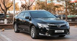 Toyota Camry 2015 года за 14 300 000 тг. в Астана