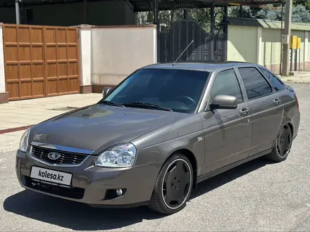 ВАЗ (Lada) Priora 2172 2015 года за 3 200 000 тг. в Шымкент