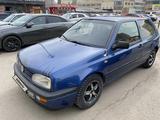 Volkswagen Golf 1996 года за 800 000 тг. в Астана