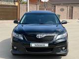 Toyota Camry 2009 года за 7 600 000 тг. в Актобе – фото 2