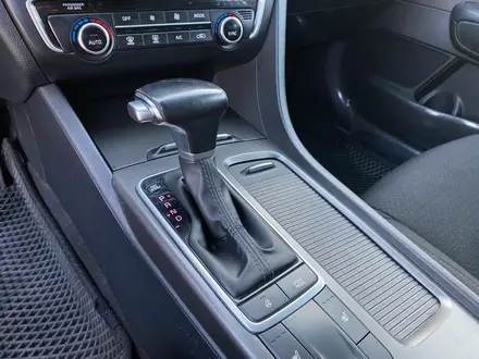 Kia Optima 2019 года за 8 620 000 тг. в Алматы – фото 13