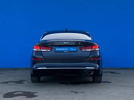 Kia Optima 2019 года за 9 540 000 тг. в Алматы – фото 4