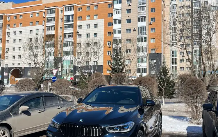 BMW X6 2021 года за 46 000 000 тг. в Астана