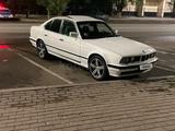 BMW 520 1989 года за 1 600 000 тг. в Астана – фото 4