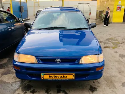 Toyota Corolla 1996 года за 1 700 000 тг. в Алматы – фото 2