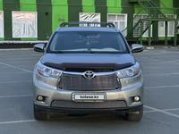 Toyota Highlander 2014 годаfor18 000 000 тг. в Семей