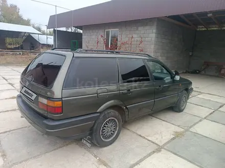 Volkswagen Passat 1992 года за 1 500 000 тг. в Алматы – фото 2