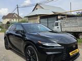 Lexus RX 500h 2025 года за 49 800 000 тг. в Алматы – фото 3