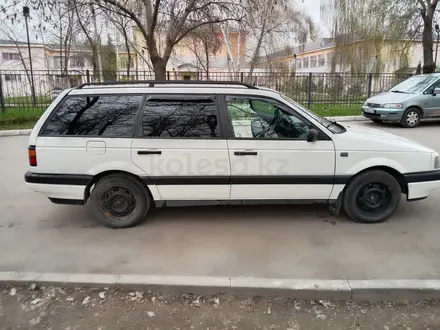 Volkswagen Passat 1992 года за 1 900 000 тг. в Алматы – фото 4