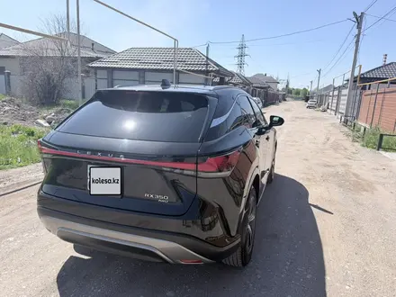 Lexus RX 350 2022 года за 31 000 000 тг. в Алматы – фото 12