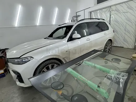 Оригинальные стекла на BMW| Mercedes за 20 000 тг. в Алматы – фото 7