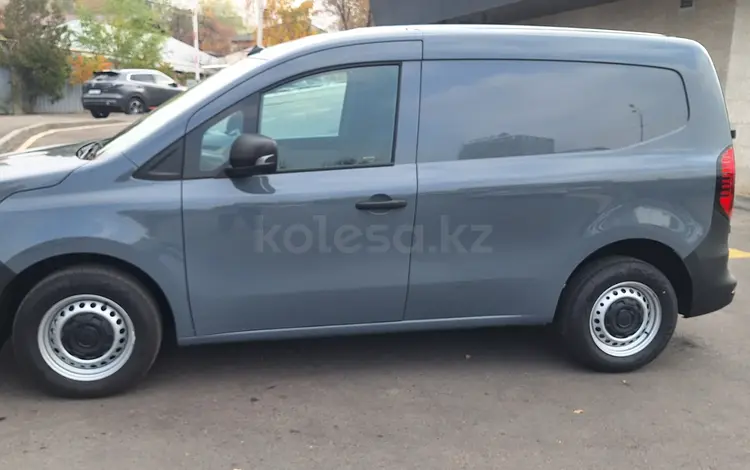 Renault Kangoo 2024 годаүшін23 400 000 тг. в Алматы