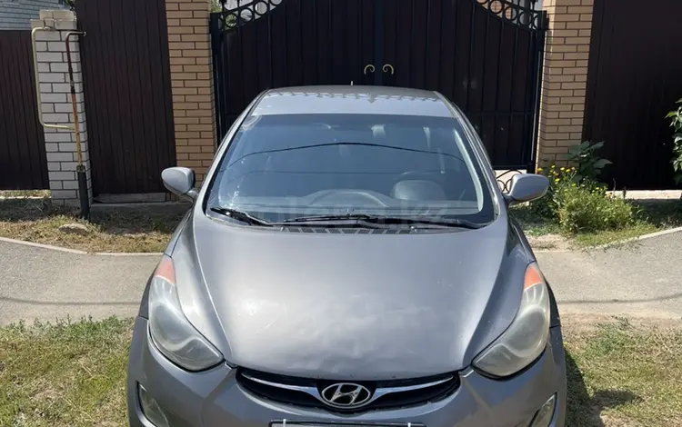 Hyundai Elantra 2012 года за 3 600 000 тг. в Уральск