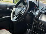 Toyota Camry 2016 годаfor9 200 000 тг. в Алматы – фото 2