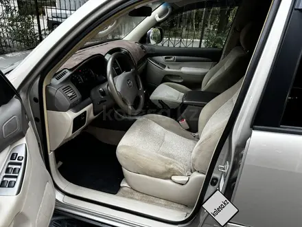 Toyota Land Cruiser Prado 2003 года за 8 650 000 тг. в Алматы – фото 20