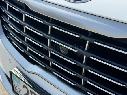 Kia Carnival 2018 года за 12 500 000 тг. в Алматы – фото 24