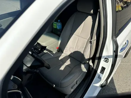 Kia Carnival 2018 года за 12 500 000 тг. в Алматы – фото 7