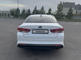 Kia Optima 2017 года за 7 500 000 тг. в Астана – фото 3