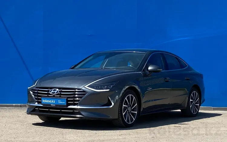 Hyundai Sonata 2022 годаfor13 800 000 тг. в Алматы