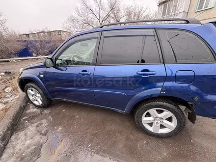 Toyota RAV4 2004 года за 4 000 000 тг. в Астана – фото 12