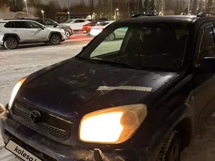 Toyota RAV4 2004 года за 4 000 000 тг. в Астана – фото 4