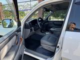 Toyota Land Cruiser 2005 годаүшін11 800 000 тг. в Алматы – фото 3
