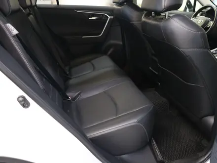 Toyota RAV4 Luxe+ 2022 года за 15 920 000 тг. в Астана – фото 7