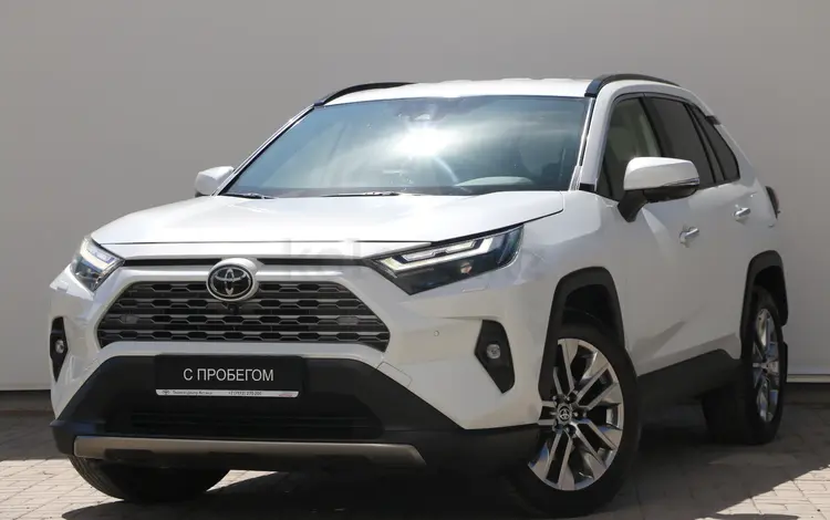 Toyota RAV4 Luxe+ 2022 года за 15 920 000 тг. в Астана