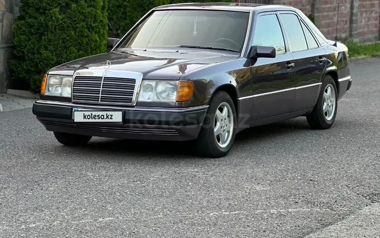 Mercedes-Benz E 230 1991 года за 2 450 000 тг. в Алматы
