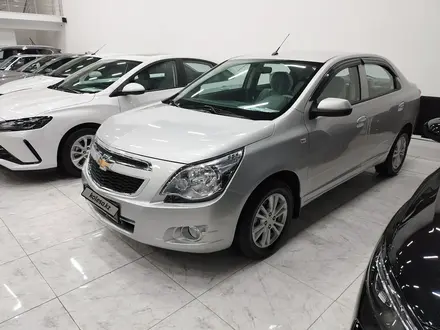 Chevrolet Cobalt 2022 года за 7 390 000 тг. в Шымкент – фото 2