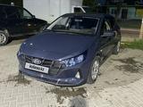 Hyundai i20 2023 года за 6 390 000 тг. в Алматы