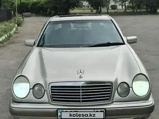 Mercedes-Benz E 280