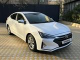 Hyundai Elantra 2019 года за 9 200 000 тг. в Шымкент – фото 2