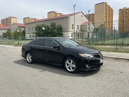 Toyota Camry 2014 года за 5 890 000 тг. в Атырау – фото 4