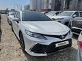 Toyota Camry 2021 года за 16 500 000 тг. в Атырау