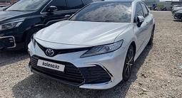 Toyota Camry 2021 годаүшін15 000 000 тг. в Атырау – фото 2