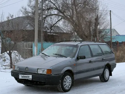 Volkswagen Passat 1993 года за 1 750 000 тг. в Актобе – фото 2